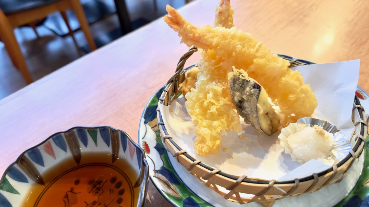 ホテルベルリーフ大月、海鮮御膳の天ぷら