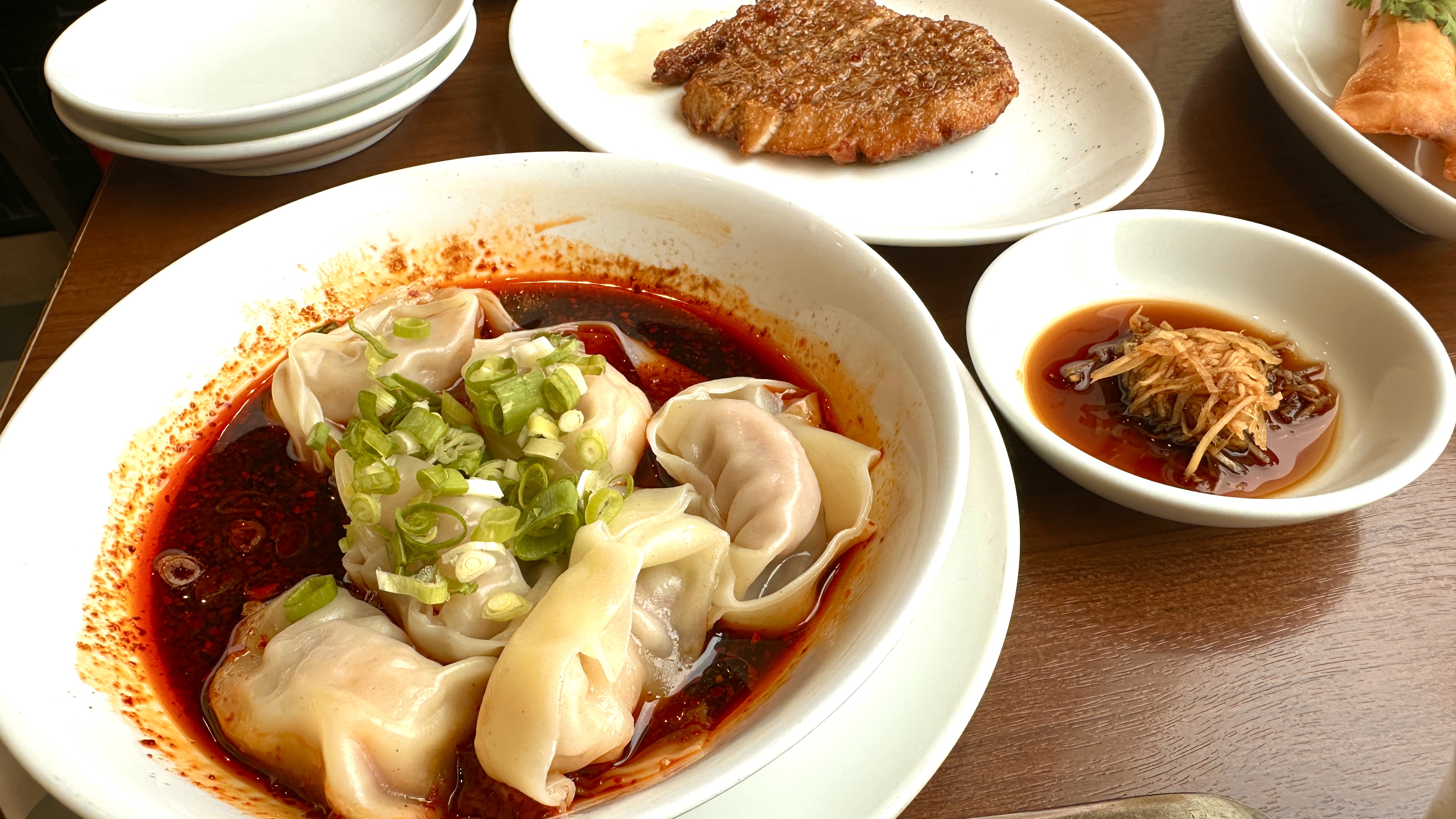 池袋東武デパート鼎泰豐 ディンタイフォン ピリ辛ゆでワンタンえび入り