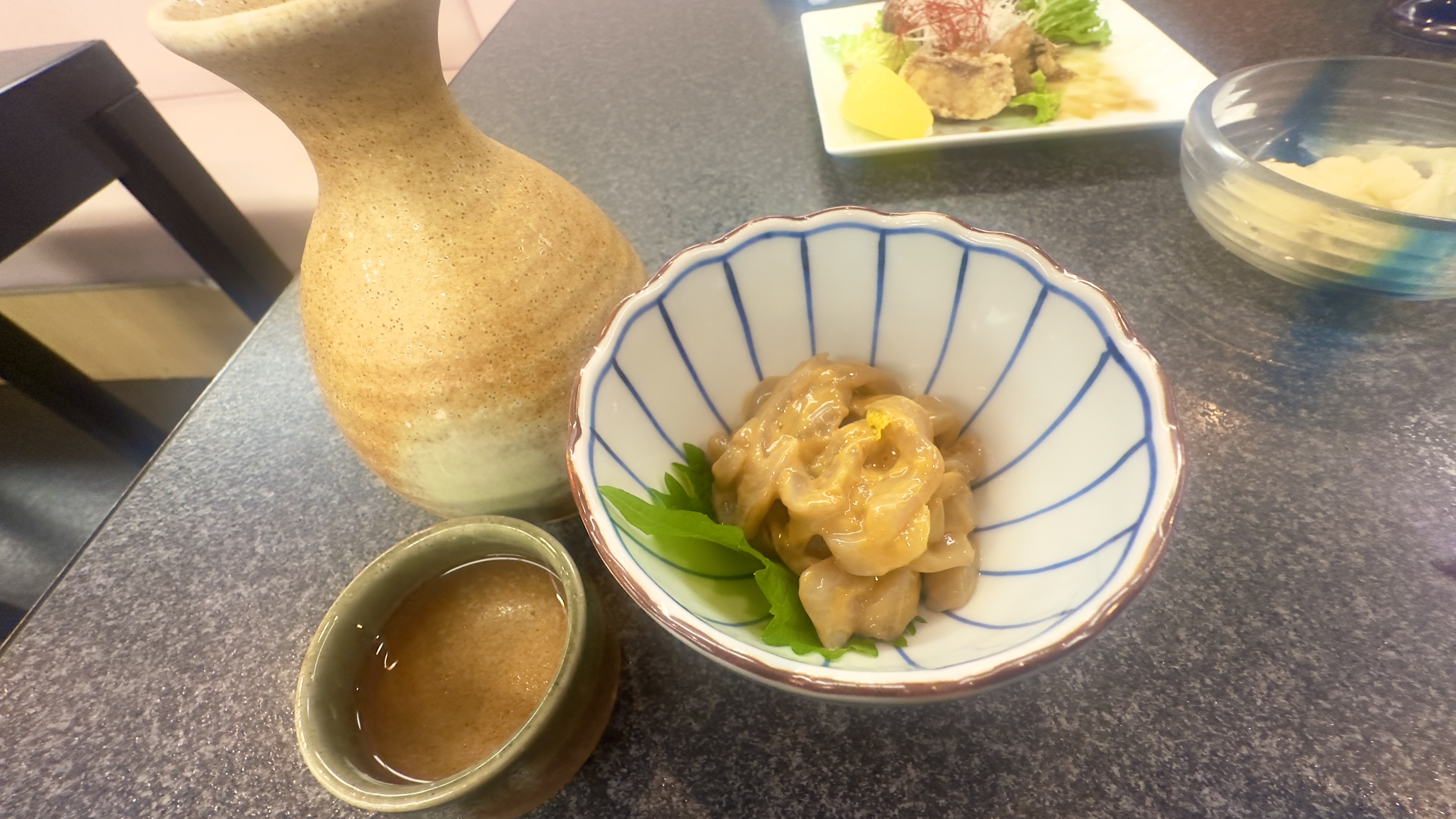 すしざんまい赤羽店 日本酒🍶と塩辛