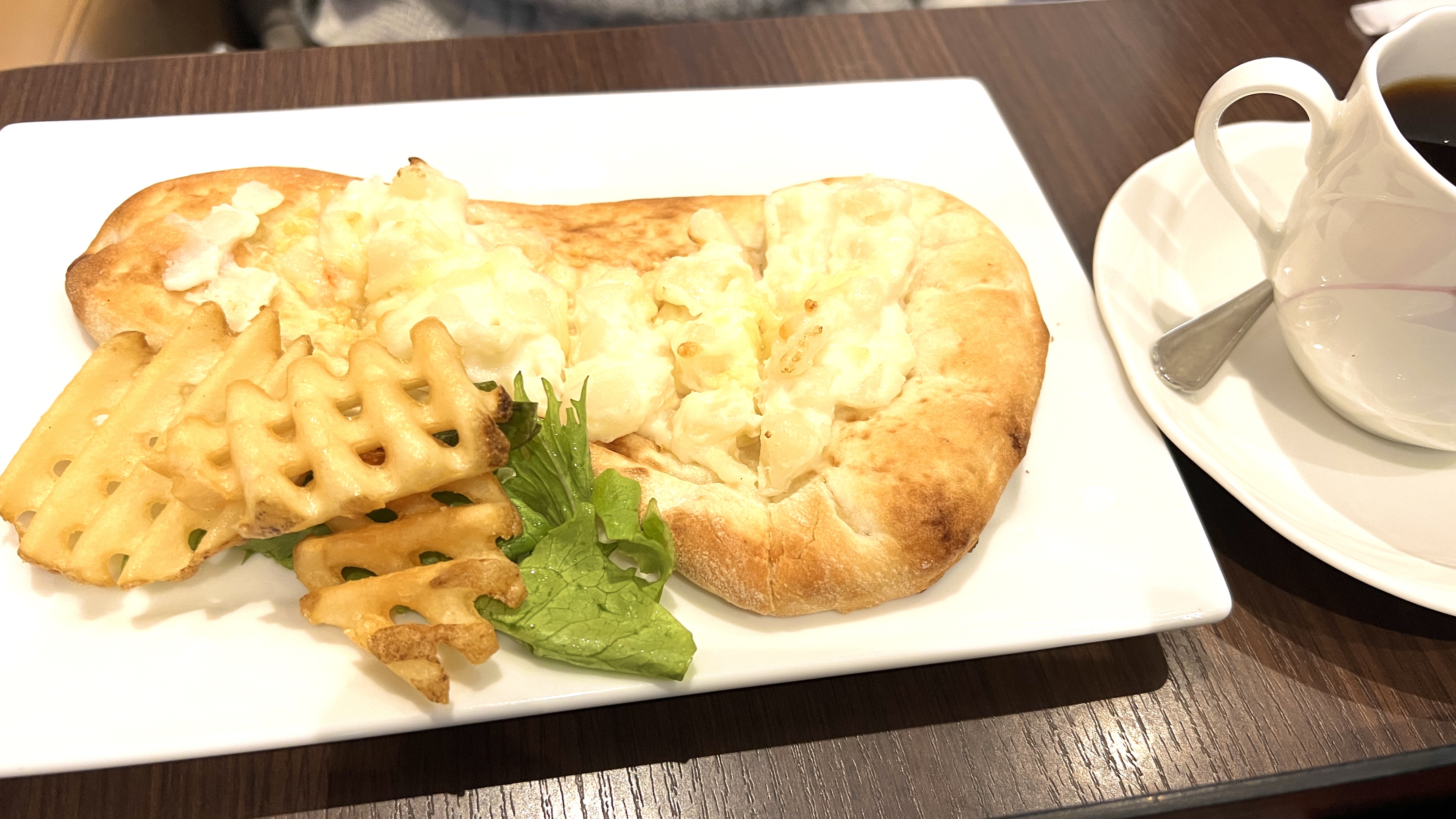 高倉町珈琲店ナンチーズトーストモーニング