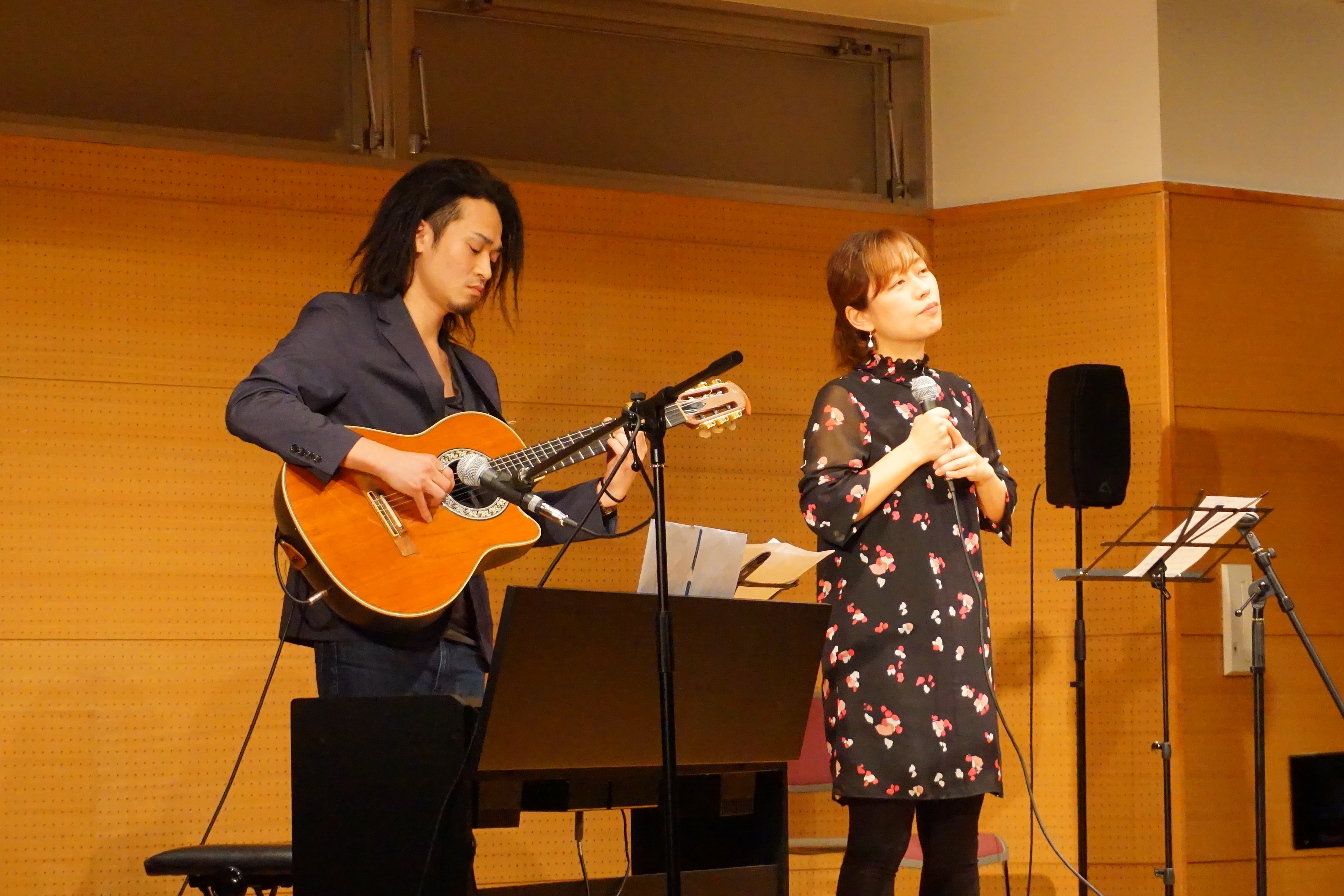 東京都板橋区のギター・ウクレレ・歌の教室講師の演奏